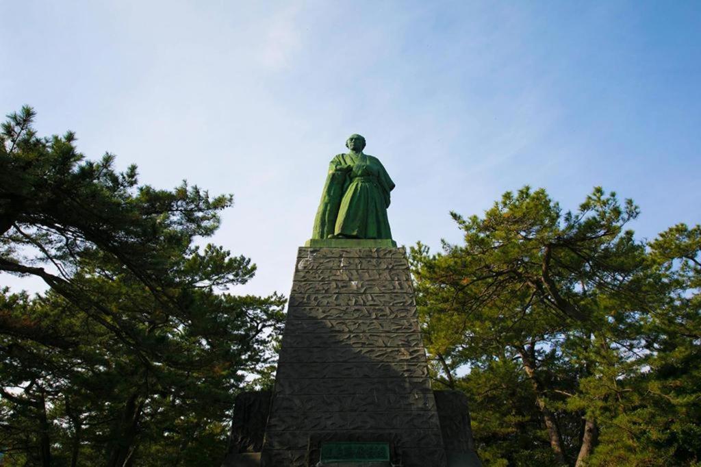 Hotel Town Honmachi Коти Экстерьер фото