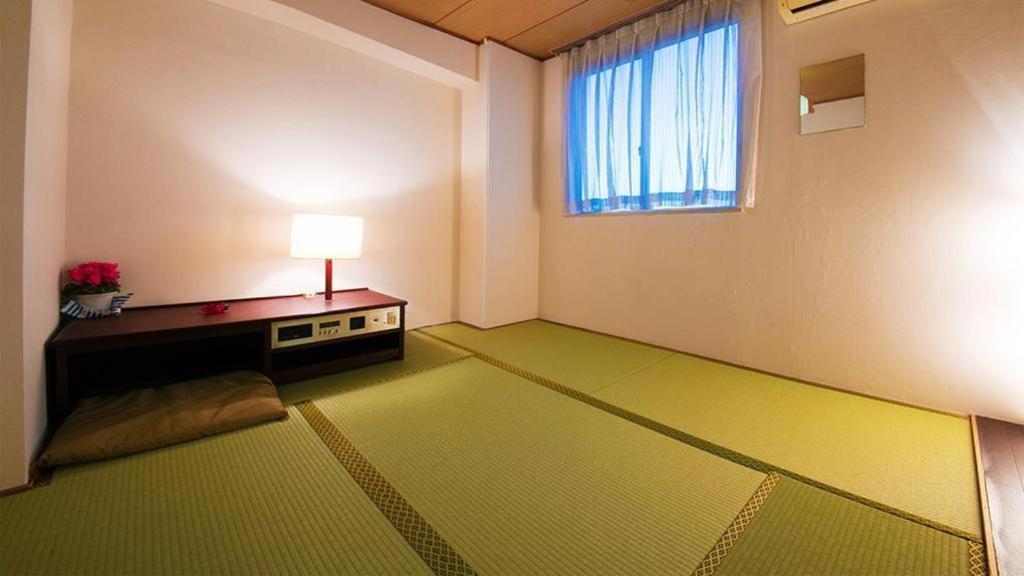 Hotel Town Honmachi Коти Экстерьер фото